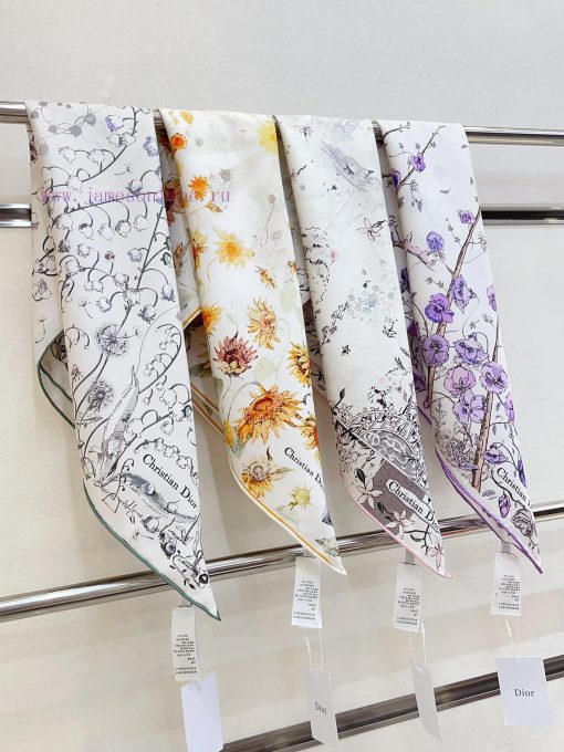 18 mm double-sided same color Le Bal des Fleurs Tournesol square scarf showcases poetic floru27mgnup - Image 3