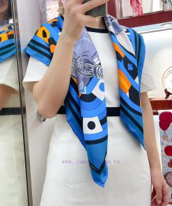 HERMES's new silk scarf looks great when you buy it. We recommend the Mechanical War Horse 9vpjmsrfp