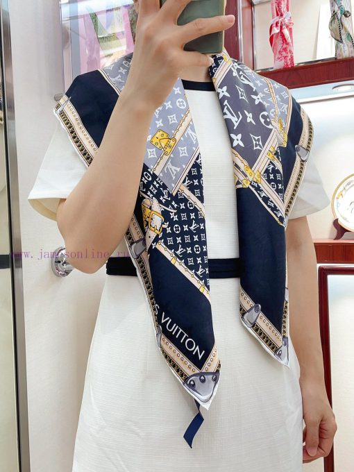 The dark patterned jacquard fabric is super soft and silky smooth~The touch is truly amazingxk3py0qv
