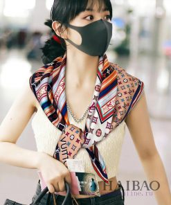 Synchronize H sincerely praises the Lvjia L colored bag strap 90 silk square scarf. The Mix txaswe6x