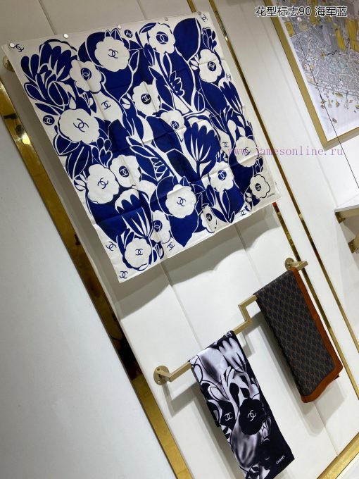 The new Chanel line pattern 90 silk square scarf is highly recommended by VIPs. You must staqrv9ec63 - Image 5
