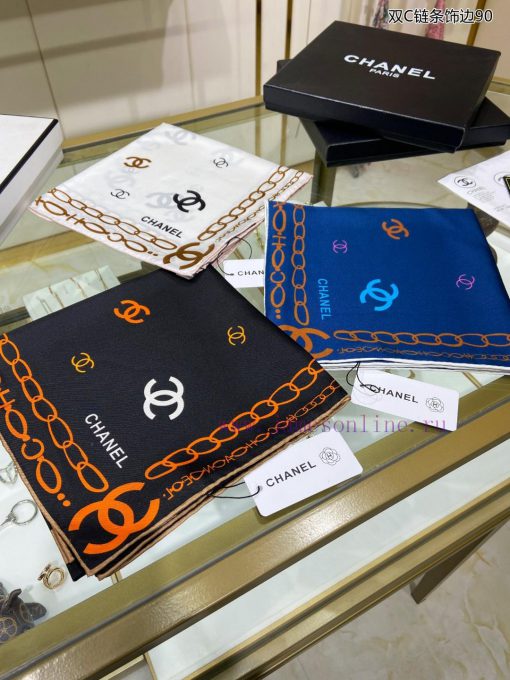 Chanel Double C Chain Edging 90 Silk Square Scarf for VIP Recommendation: Hurry up! High endjxikj1ca - Image 3