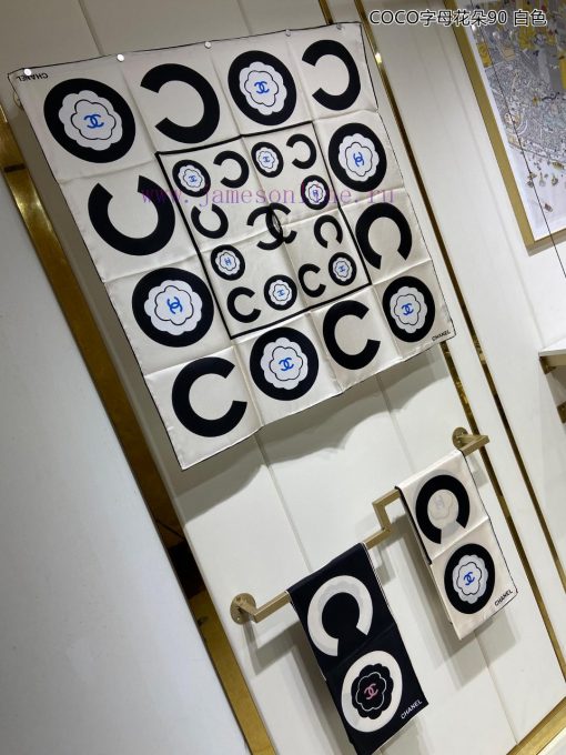 Chanel Coco Letter Flower 90 Silk Square Scarf is recommended for VIP customers. Be sure to yqqk0ce4 - Image 3