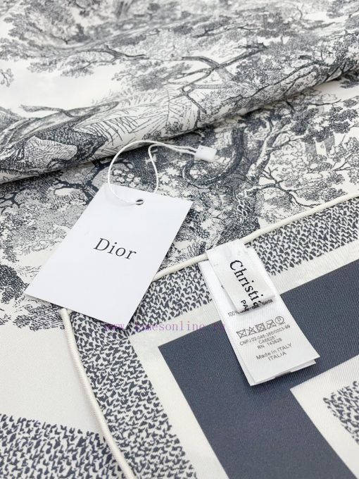 This Sauvage printed square scarf is a tribute to Dior's iconic design launched in 1947. It 8iotyasq - Image 9