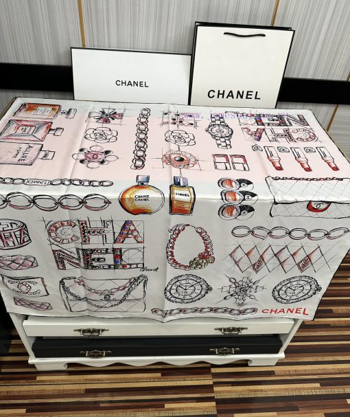 The new Chanel2024Chanel perfume bottle is beautiful in spring and summer. [Roses] It's a gohc0h7v2g - Image 8