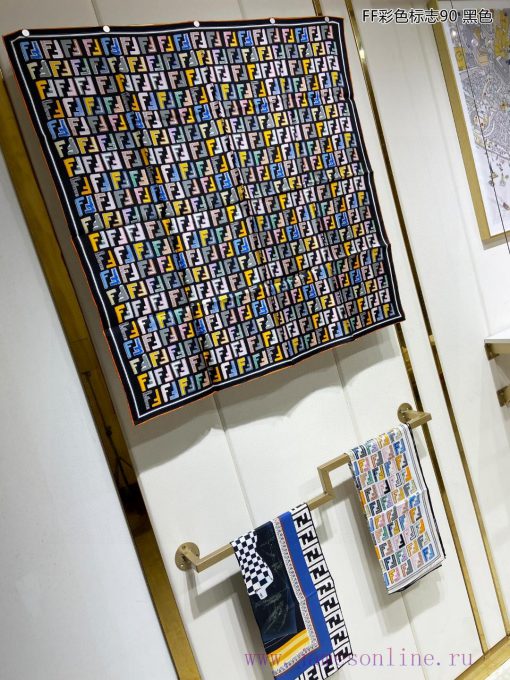Synchronized with the latest FF flagship color logo 90 silk square scarf, it is a perfect mauouu7pad - Image 4