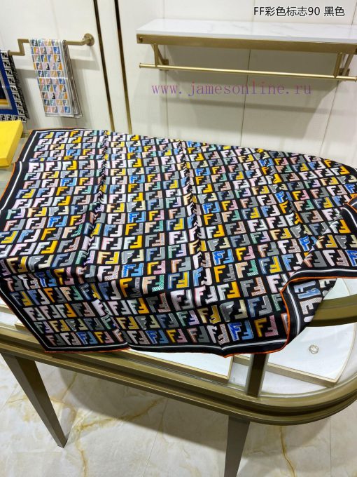 Synchronized with the latest FF flagship color logo 90 silk square scarf, it is a perfect mauouu7pad - Image 10