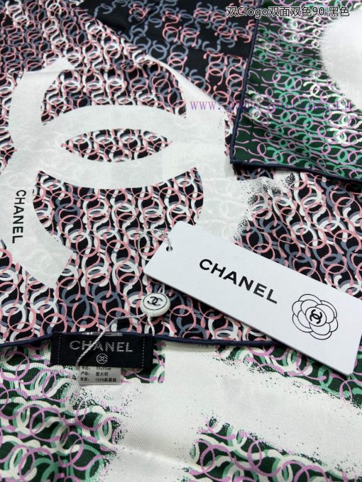 The new Chanel dual Clogo double-sided dual color 90 silk square scarf is highly recommendeddprlr8nb - Image 11