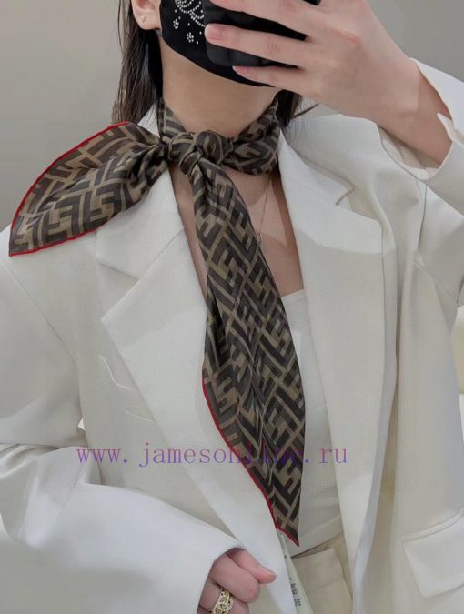 High end quality FF contrasting color rolled edge double-sided 90 silk square scarf for VIP tjmqm2ae - Image 2