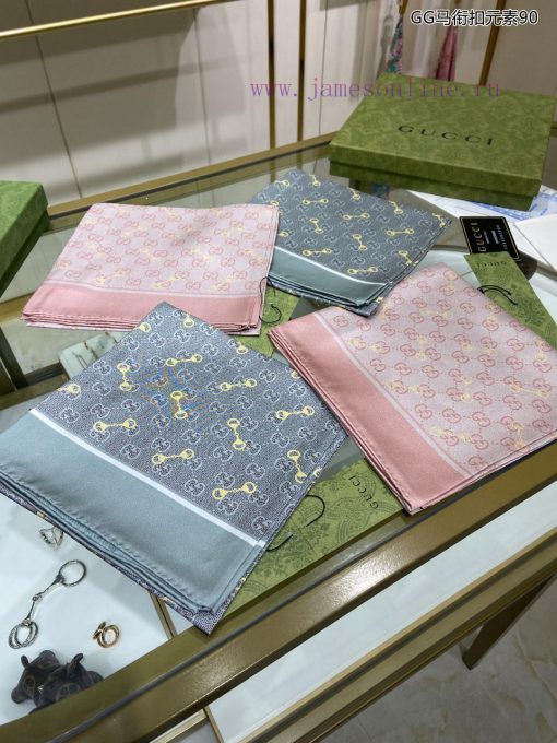 The new G family GG horseclip element 90 silk double-sided printed square scarf features a cvfark9c6 - Image 4