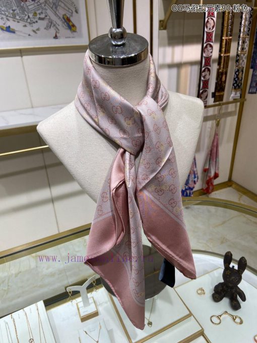 The new G family GG horseclip element 90 silk double-sided printed square scarf features a cvfark9c6 - Image 8