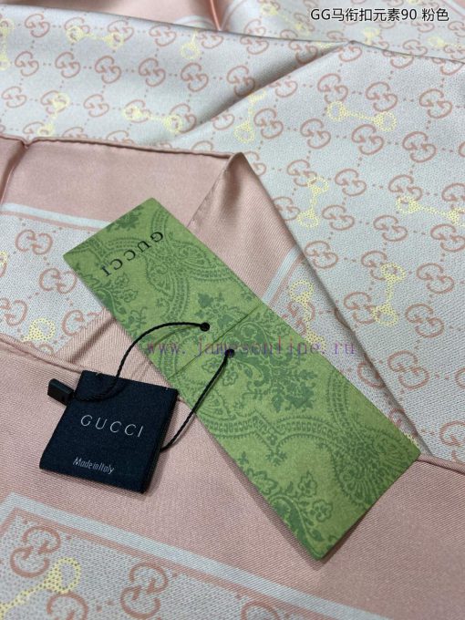 The new G family GG horseclip element 90 silk double-sided printed square scarf features a cvfark9c6 - Image 10