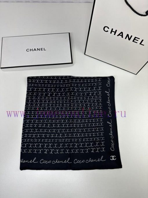 Chanel silk scarves are highly recommended by VIPs and must be bought quickly. They are highskv8ngh0 - Image 3