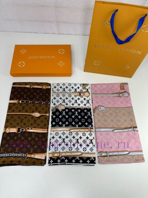 Hot selling products with return orders for shipmentThe diagonal silk square scarf is highlydptcbj7v