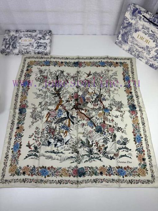 You must start quickly with the new silk square scarf, which is a rare high-end item. Nowada31e2q4r5 - Image 5