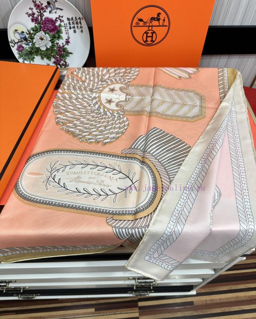 The new H Home 2024 model is a must-have for those who buy it. It's a high-end love item, andfv3hy4c - Image 6