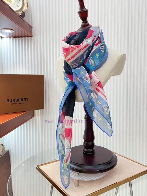 The big brand feminine style has just been launched, and Burberry is the most eye-catching. asxhdhot - Image 8
