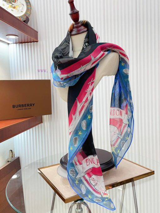 The big brand feminine style has just been launched, and Burberry is the most eye-catching. asxhdhot - Image 10