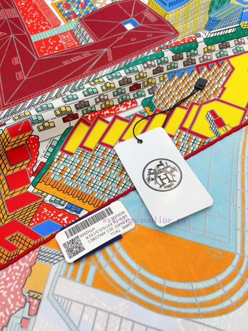 HERMES's new silk scarf looks great and is recommended with a Pontan style 90 silk square scl9hly4b9 - Image 7