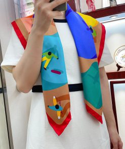 HERMES's new silk scarf looks great when you buy it, and we recommend the free posture 90 siia81cezv