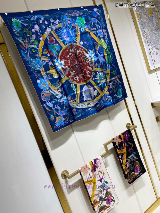 The new DO Home D Constellation Logo 90 Silk Square Scarf is recommended for VIP customers. rdo4i2im - Image 3