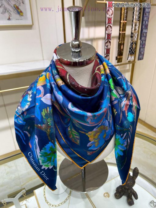 The new DO Home D Constellation Logo 90 Silk Square Scarf is recommended for VIP customers. rdo4i2im - Image 7