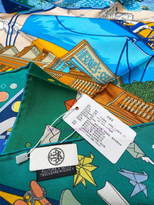 When I bought a new one, they all said it looked good and recommended Herm è s silk scarves.3dokr29v - Image 11