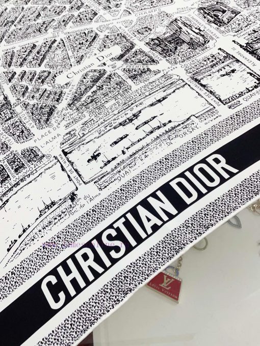 This 18mm double-sided same color square scarf is adorned with the classic Plan de Paris prizcgrrcce - Image 6