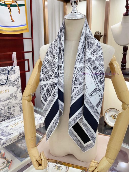 This 18mm double-sided same color square scarf is adorned with the classic Plan de Paris prizcgrrcce - Image 8