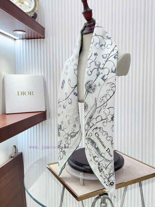 Dior's poetic floral high-end fashion style is extremely exquisite in color matching, with ep4w13o9a - Image 8