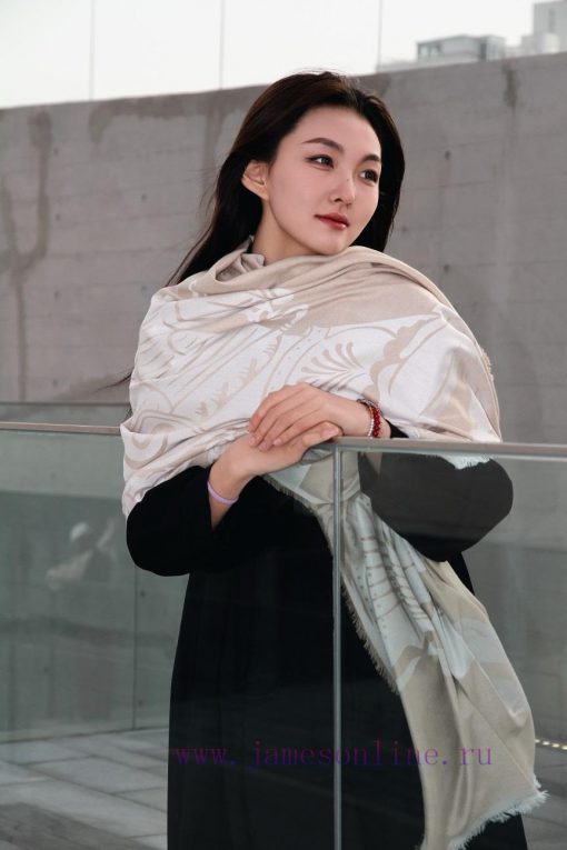 BURBERRY's new model magnifies to see details, weaving details are perfect, double-sided jacoiihjnwe