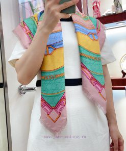 Be sure to start quickly with GUCCI's new rainbow chain 90, which is a rare high-end item. Ie1rlc4lh
