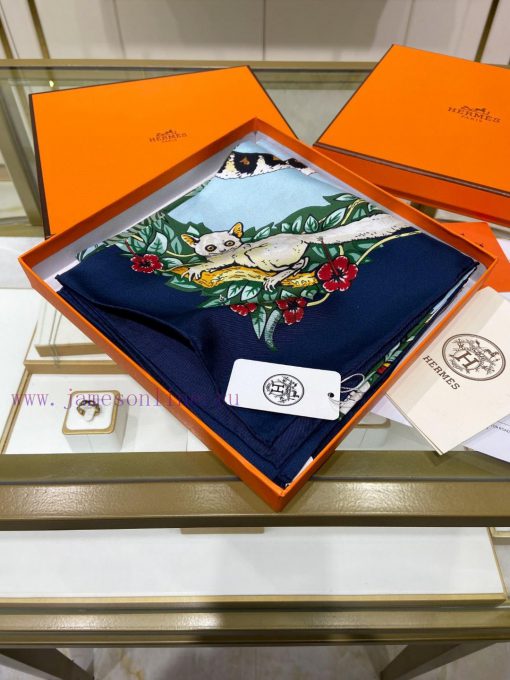 High end custom made silk square scarves that are said to look good and recommended for bothj4wokbzu - Image 7