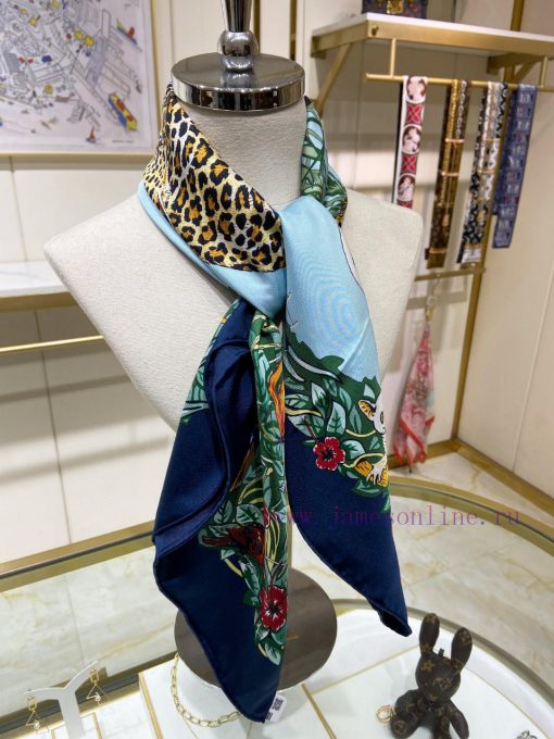 High end custom made silk square scarves that are said to look good and recommended for bothj4wokbzu - Image 9