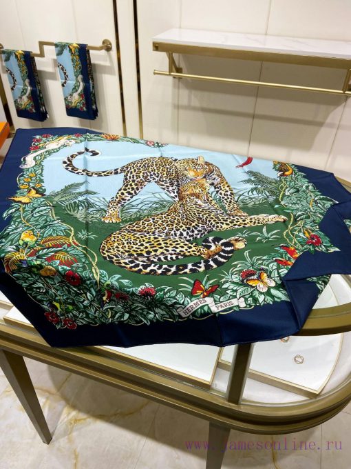 High end custom made silk square scarves that are said to look good and recommended for bothj4wokbzu - Image 13