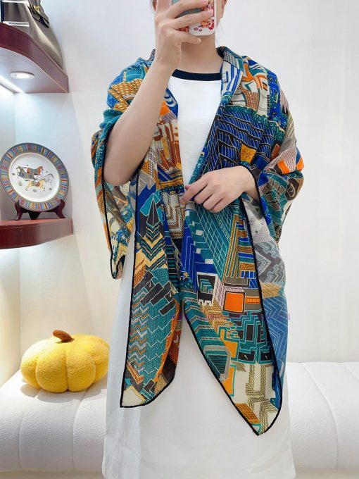The new HERMES looks great and I recommend the Pantan style 140 cashmere square scarf. It fehof7r8oe - Image 2