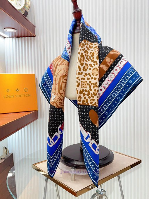 The new LV dual color floral bag 90 silk square scarf is made of lightweight silk, with richc1ox2htk - Image 10