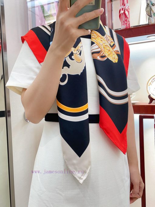 HERMES Gorgeous Halt 90cm Silk Square Scarf "Gorgeous Halt" is one of Hermes' most representpr2pflhr