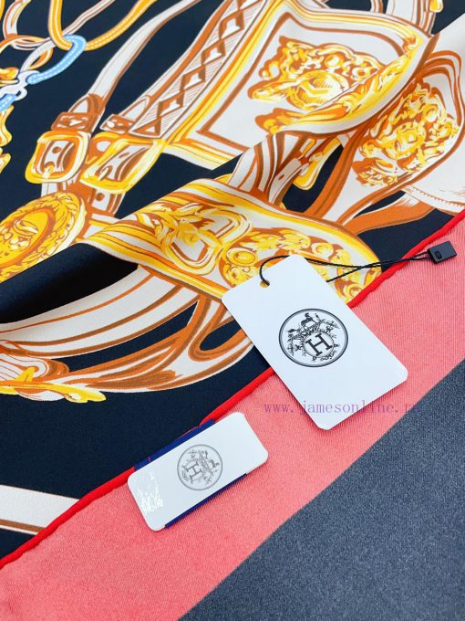 HERMES Gorgeous Halt 90cm Silk Square Scarf "Gorgeous Halt" is one of Hermes' most representpr2pflhr - Image 7