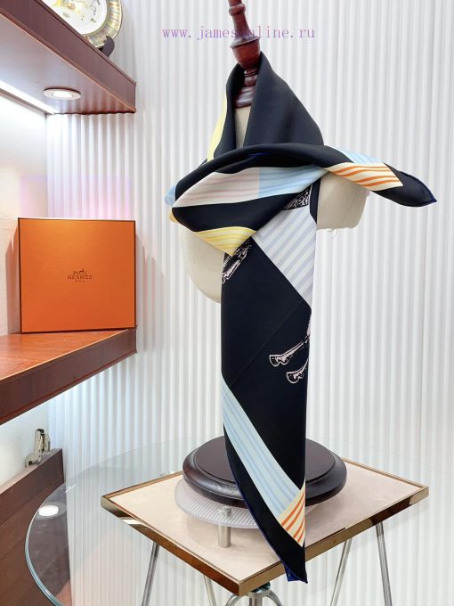 HERMES's new silk collection looks great when you buy it. We recommend the Pop style steed dgkrk8tn8 - Image 9