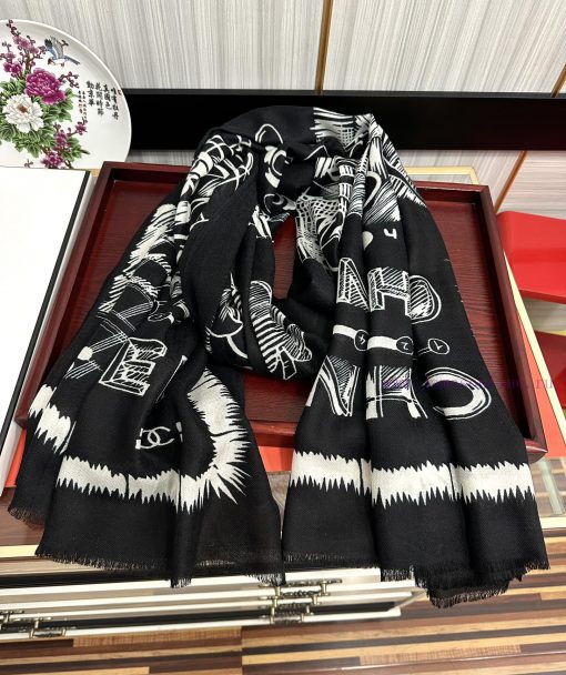 The new Chanel 2024 cashmere scarf is so beautiful that it's irresistible. The real product xzvdobk7 - Image 4