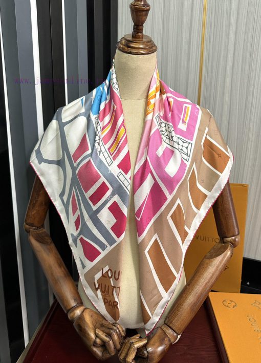 The new L family Paris Tower silk square scarf is a must-have for those who buy it. It is sa0qxcr9zh - Image 10