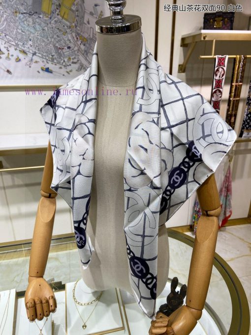The new Xiangjia Classic Camellia Double sided 90 sided Printed Silk Square Scarf is highly kr2k4wdu - Image 12