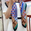 HERMES's new silk scarf looks great and is recommended with a horse ring buckle and a 90 inc96hz008r