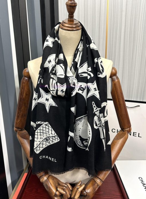 The top design of Chanel 2024 stars and moon is so beautiful, I really like the actual produppzoav7v - Image 10