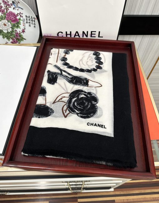 The new Chanel 2024 is so beautiful that it's heart wrenching. The genuine beauty of the reauycat06s - Image 3