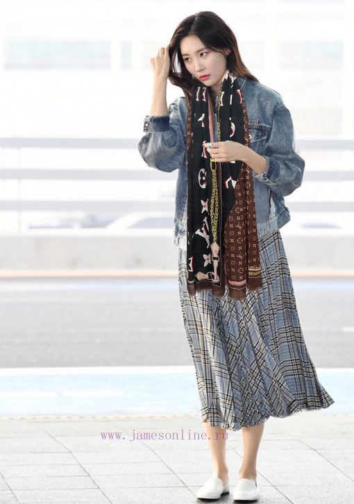 On the new L Home 2024, I really like the actual product. The genuine beauty of the shawl is748gj114