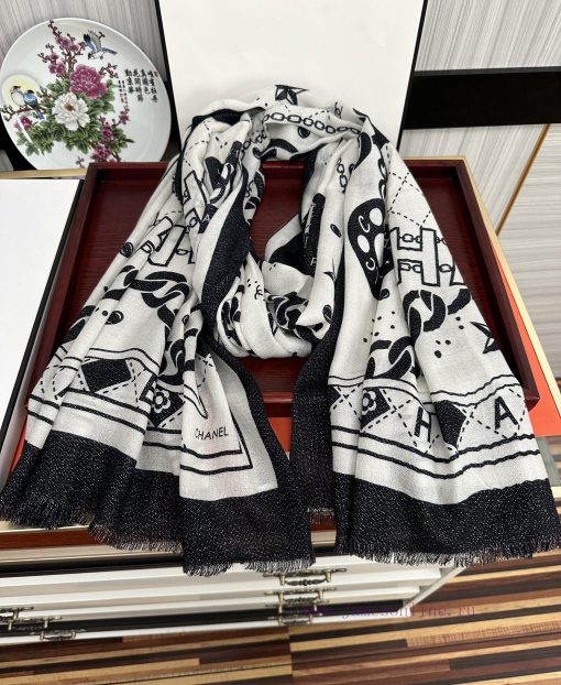 Chanel Silver Silk 2024 [Eating Melon] Sparkling [Coffee] Top design is so beautiful, I realdsm42suo - Image 4