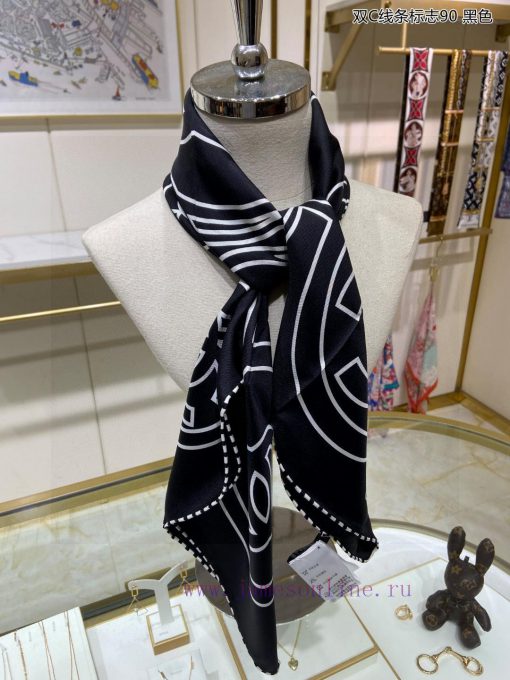 The new double C-line logo 90 double-sided same color printed silk square scarf is recommendu33361ha - Image 7