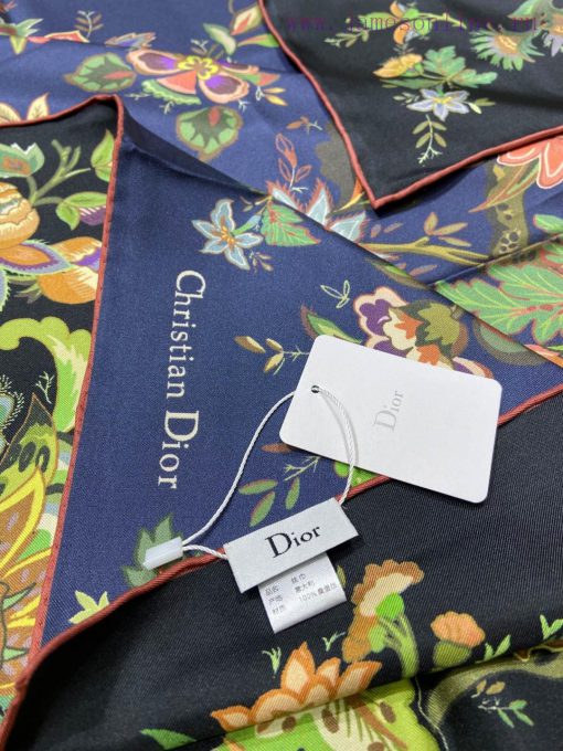 High end customized Dior double-sided two-color silk square scarf is recommended for VIP cus7udxocio - Image 10